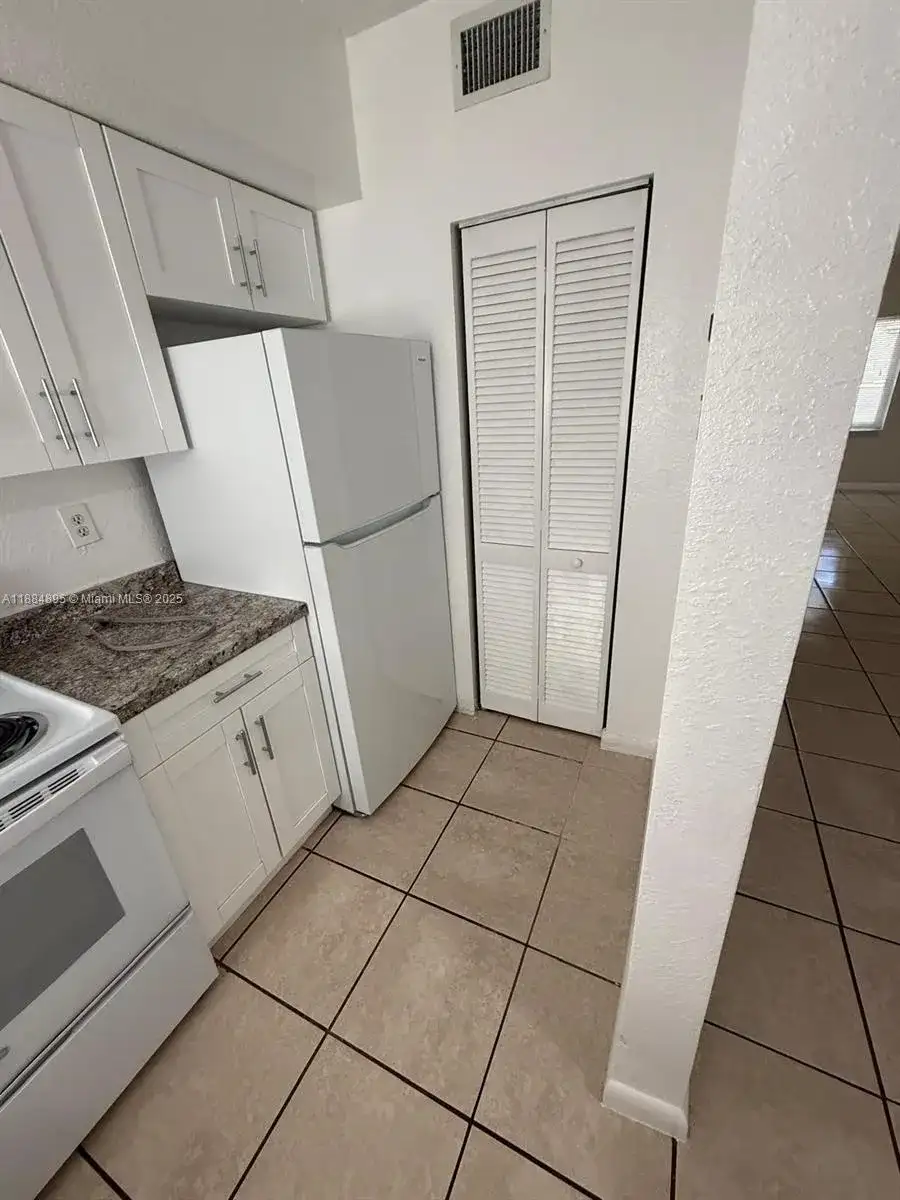 228 NW 84th St # 228, Miami FL 33150 photo 4