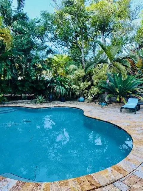8501 E Dixie Hwy, Miami FL 33138 photo 5