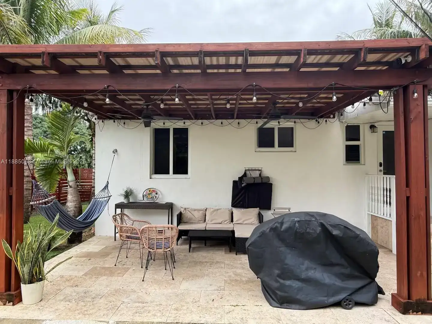 601 NW 116th St, Miami FL 33168 photo 3