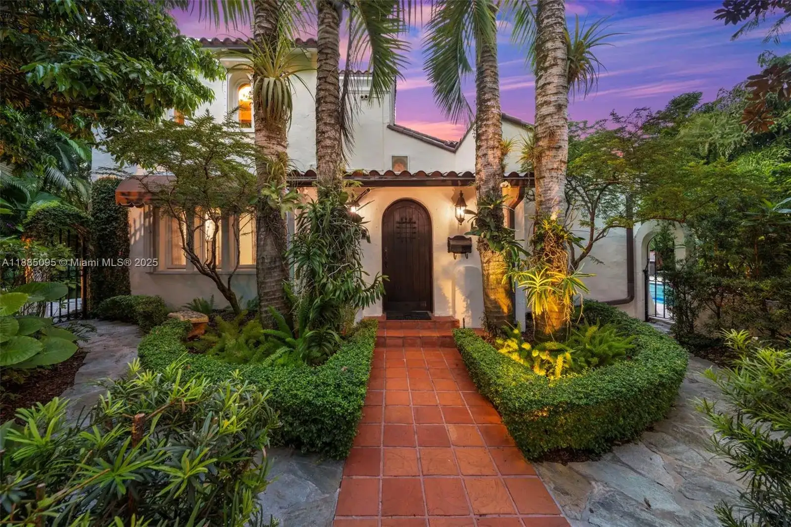 225 Alesio Ave, Coral Gables FL 33134 photo 2