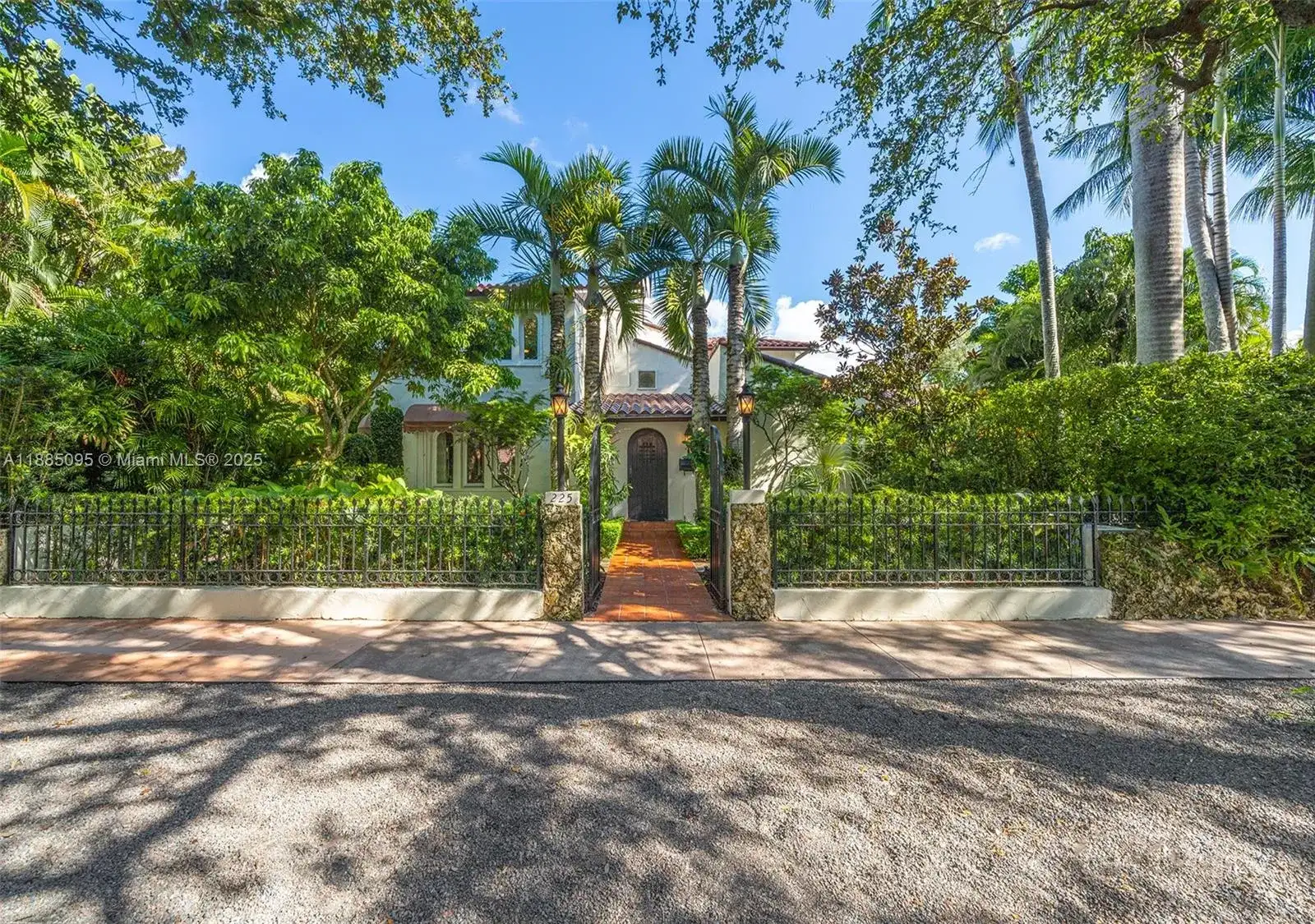 225 Alesio Ave, Coral Gables FL 33134 photo 5