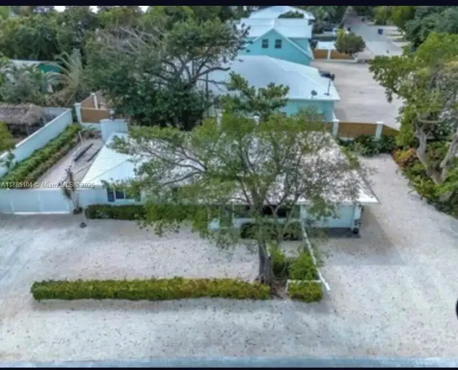 275 Pueblo St, Tavernier FL 33036 photo 5