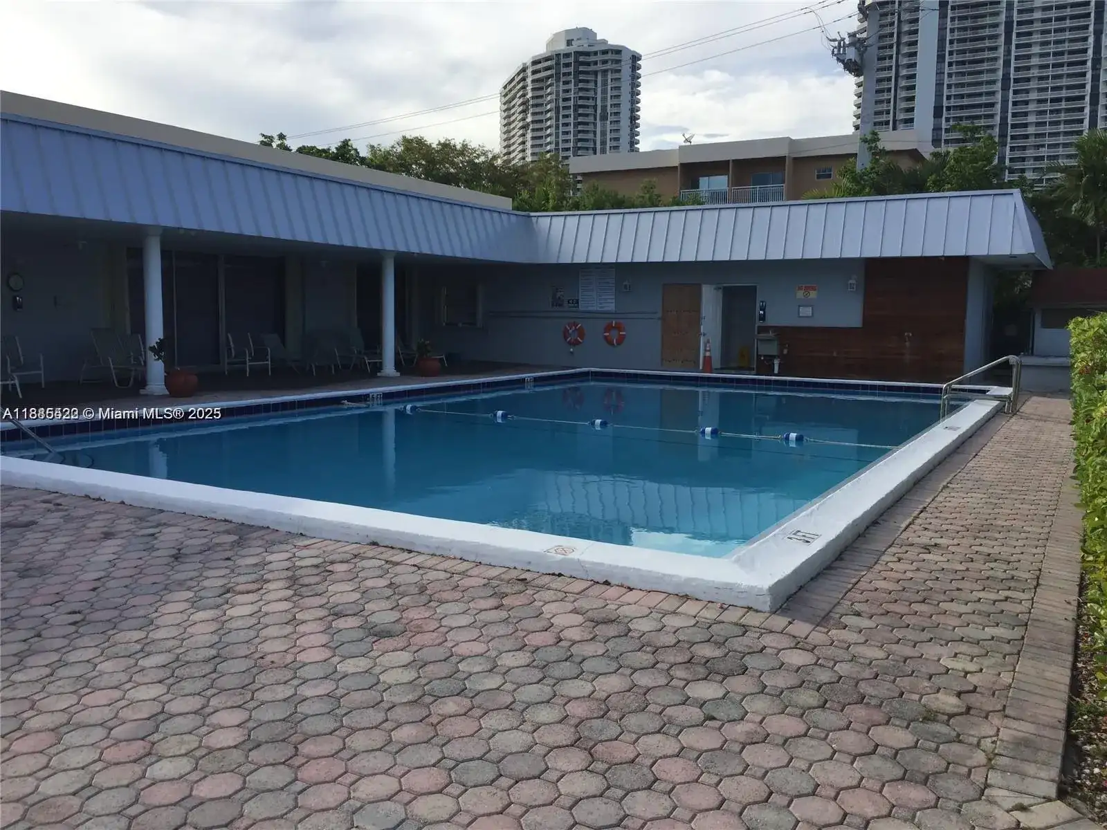 3551 NE 169 st # 310, North Miami Beach FL 33160 photo 3