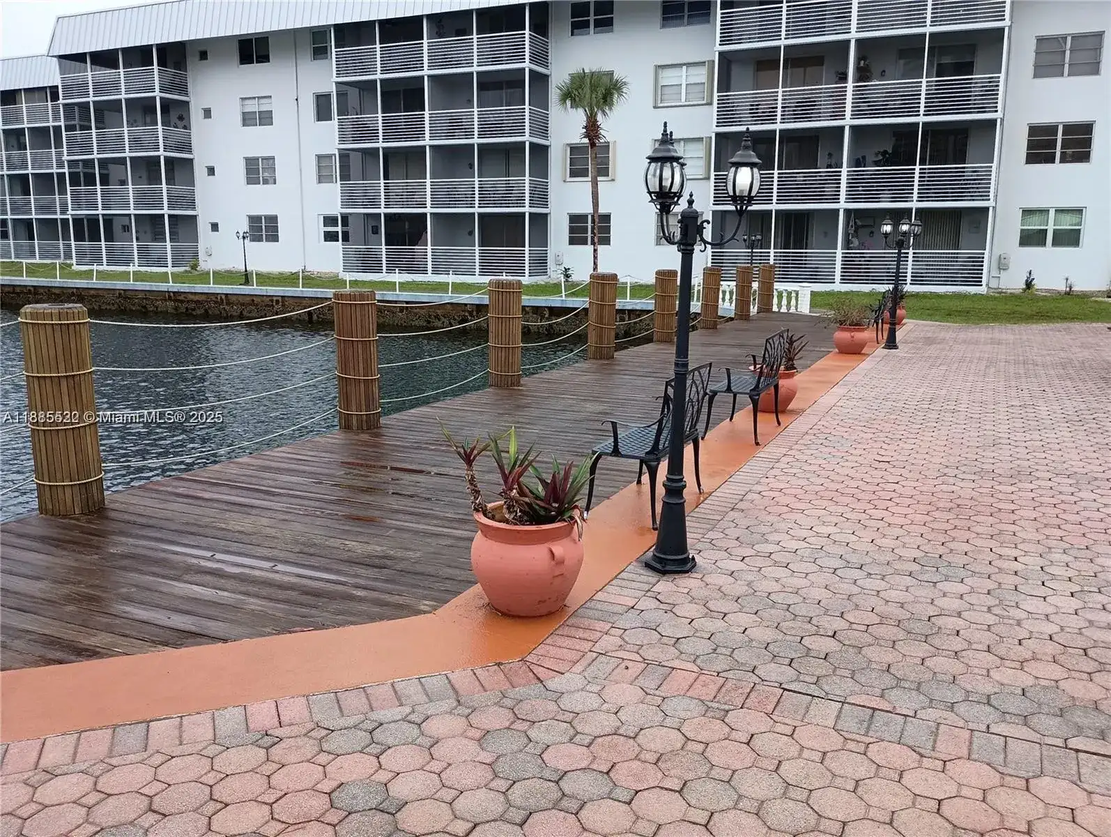 3551 NE 169 st # 310, North Miami Beach FL 33160 photo 4