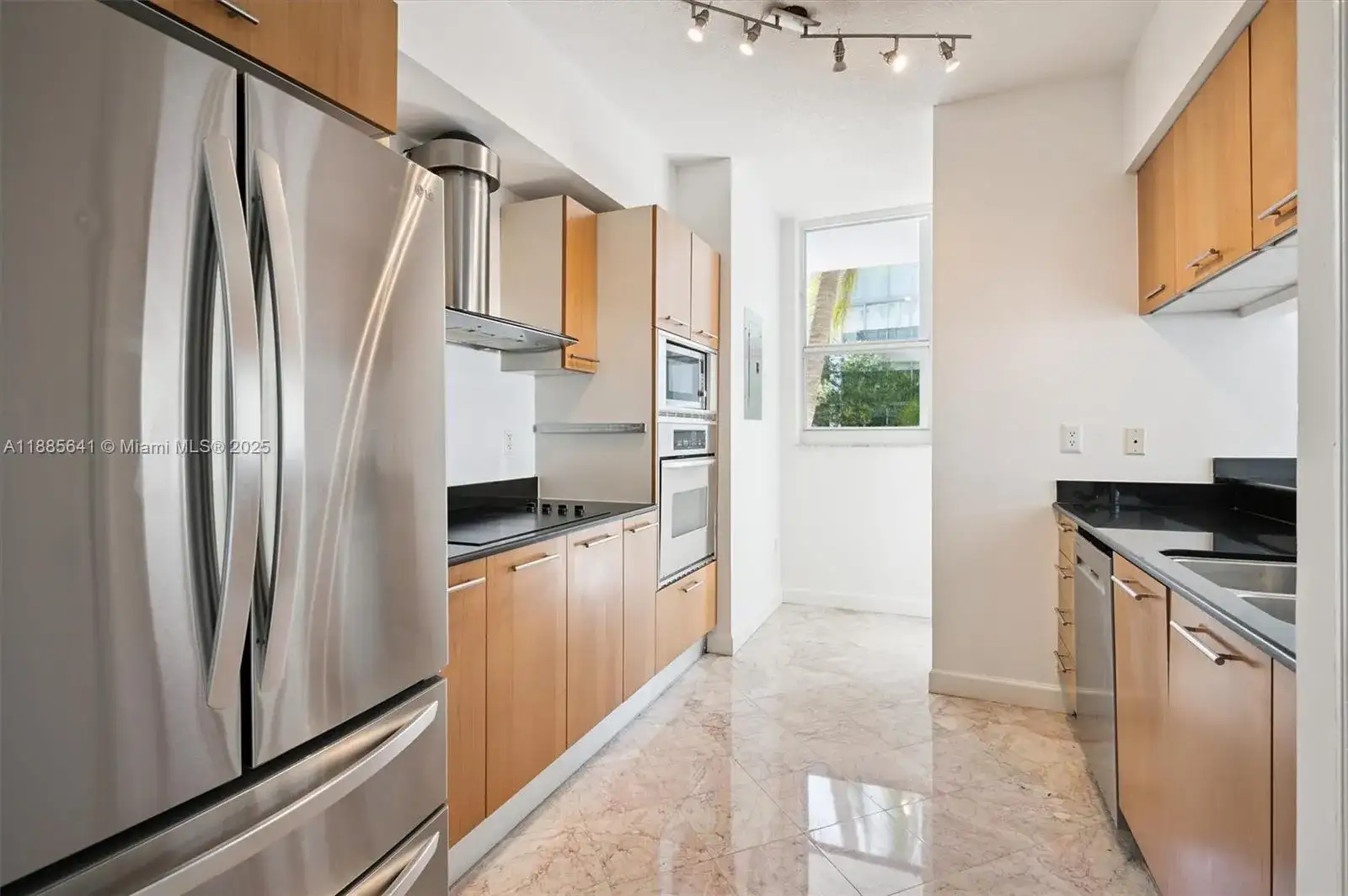 5970 Indian Creek Dr # 302, Miami Beach FL 33140 photo 4