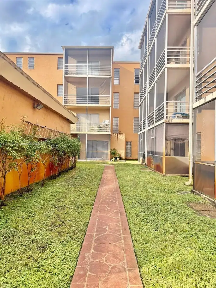 4848 NW 24th Ct # 203, Lauderdale Lakes FL 33313 photo 3