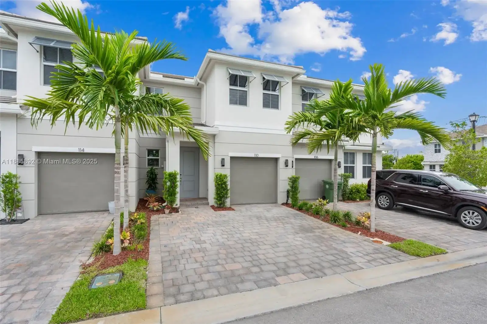 110 SW 171st Way, Pembroke Pines FL 33027 photo 3