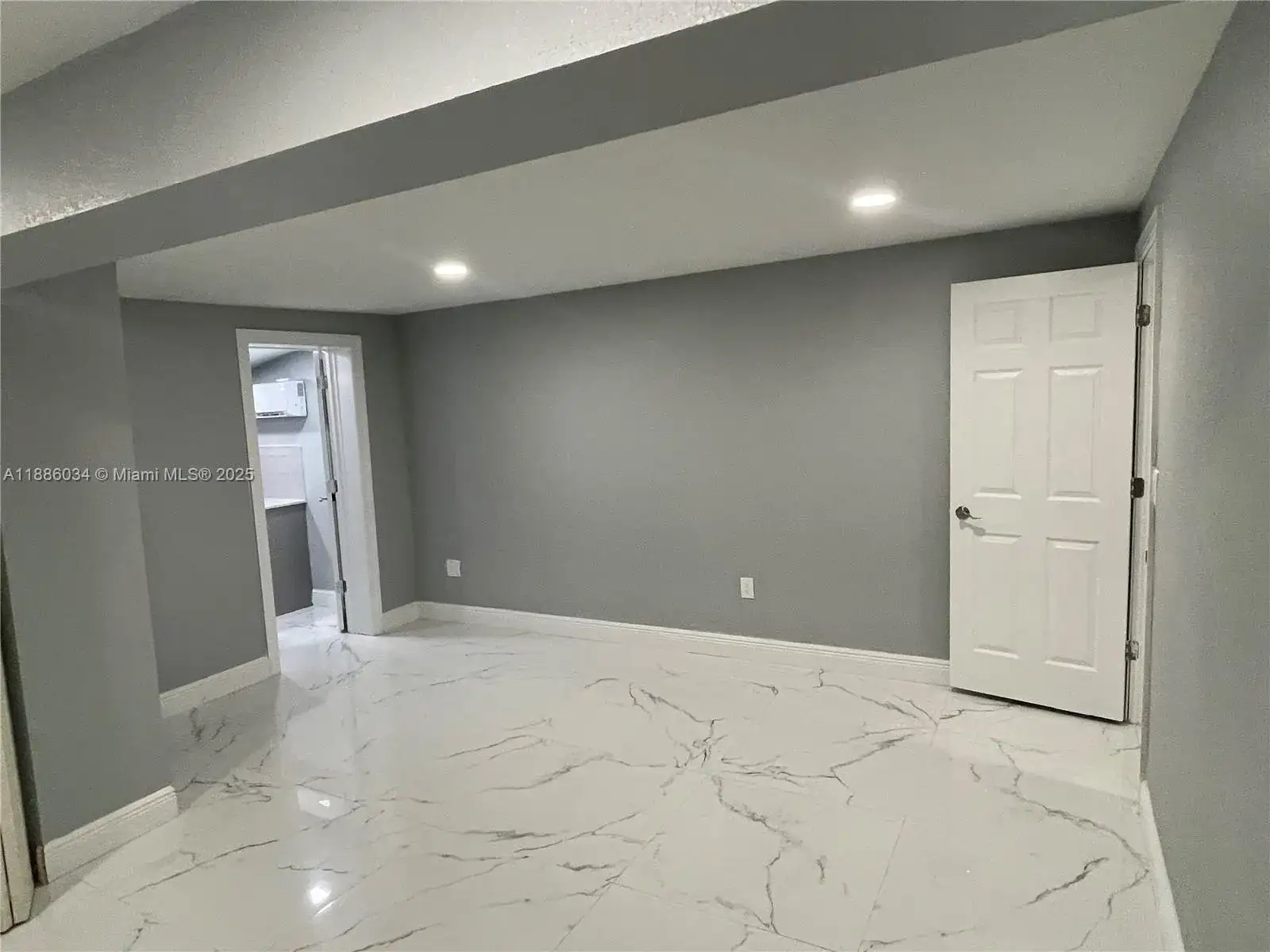 1221 NE 210th Ter # B, Miami FL 33179 photo 3