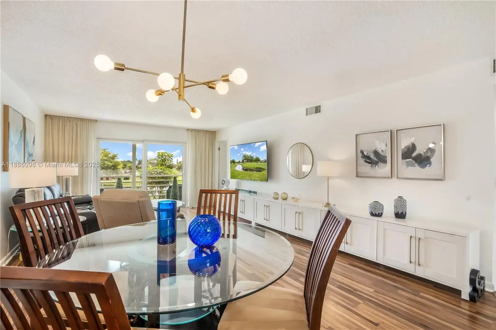9841 Sunrise Lakes Blvd # 307, Sunrise FL 33322 photo 2