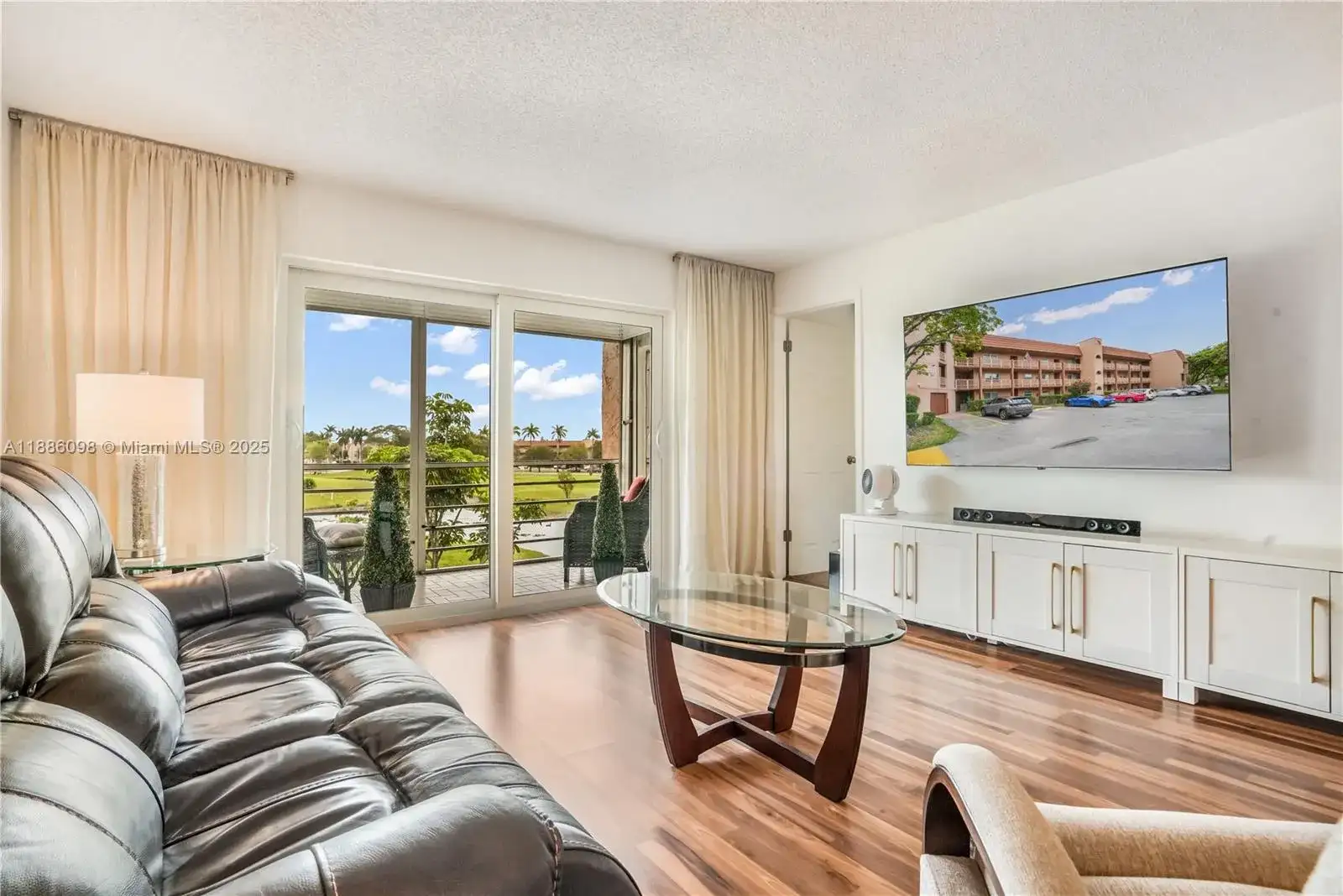 9841 Sunrise Lakes Blvd # 307, Sunrise FL 33322 photo 3
