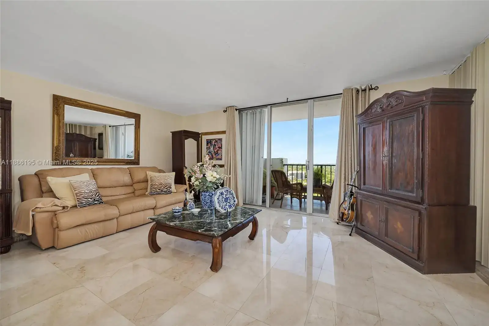 2750 NE 183rd St # 2204, Aventura FL 33160 photo 4