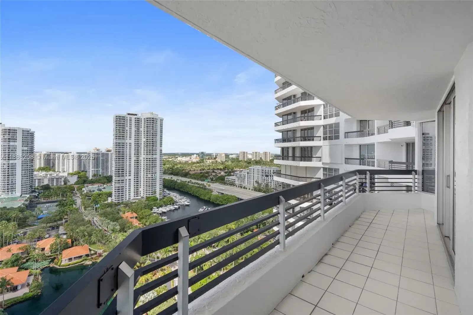19195 Mystic Pointe Dr # 2502, Aventura FL 33180 photo 2