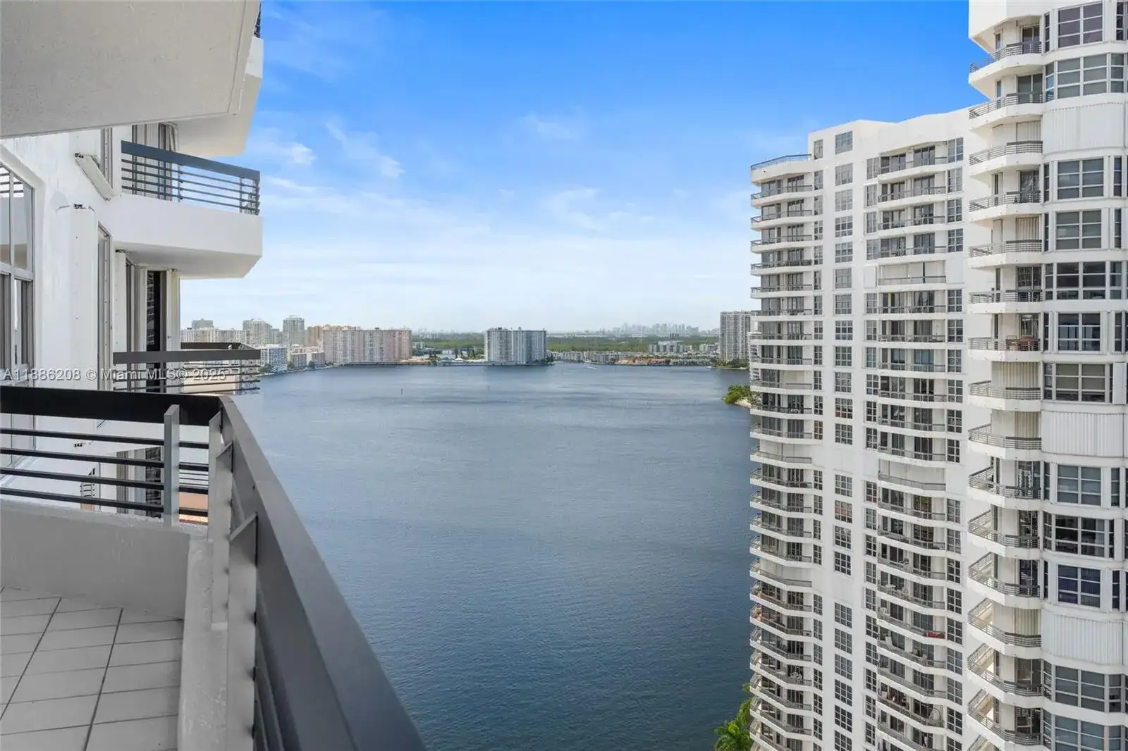 19195 Mystic Pointe Dr # 2502, Aventura FL 33180 photo 4