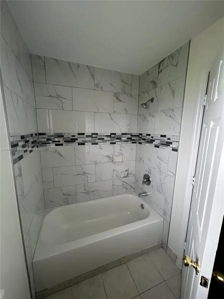 2422 S Vernon Ave # 2422, Lehigh Acres FL 33973 photo 5