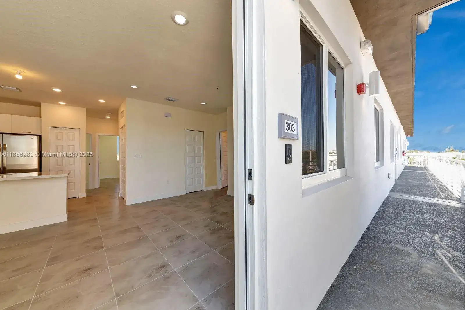 6420 NW 102nd Path # 303, Doral FL 33178 photo 5