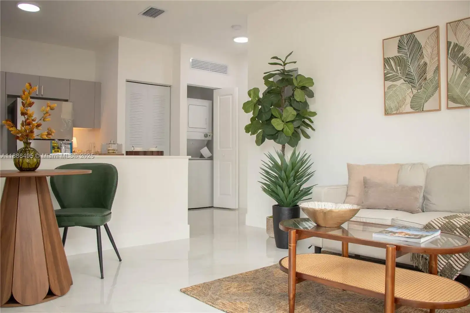 1453 W 29th St # 307, Hialeah FL 33012 photo 4