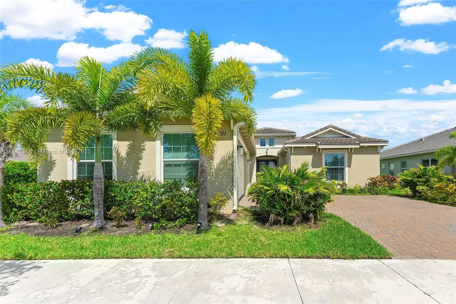 15901 Meadowlark Ct, Loxahatchee FL 33470 photo 2
