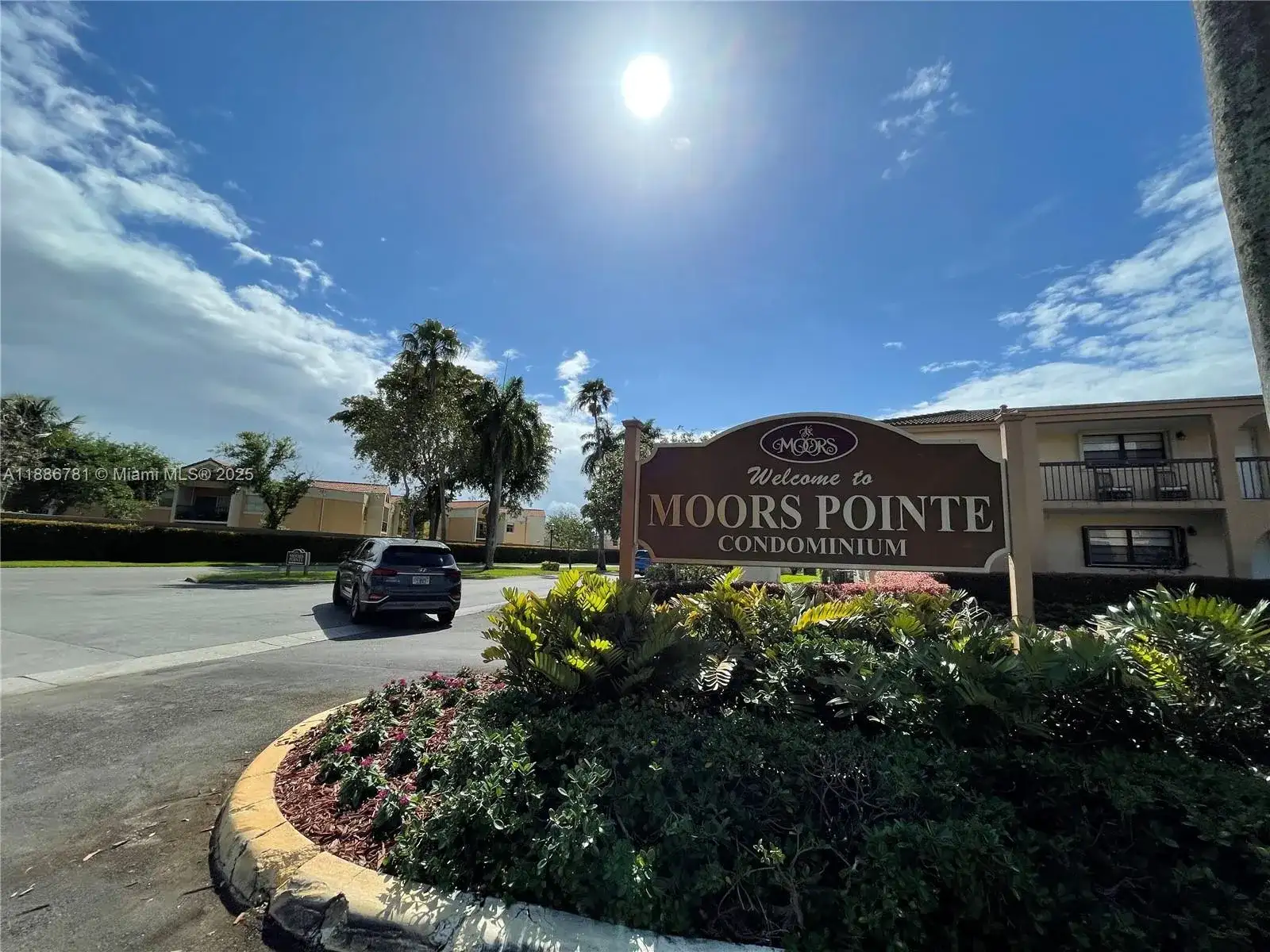 18216 Mediterranean Blvd # 19, Hialeah FL 33015 photo 4