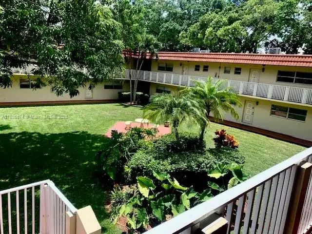 14901 SW 4th st # 9A, Pembroke Pines FL 33027 photo 3