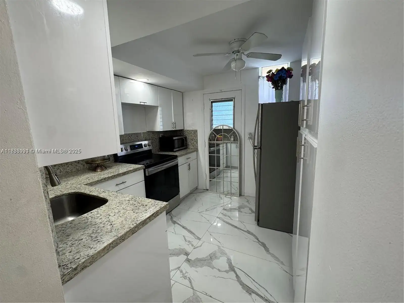 2980 Point East Dr # D102, Aventura FL 33160 photo 3