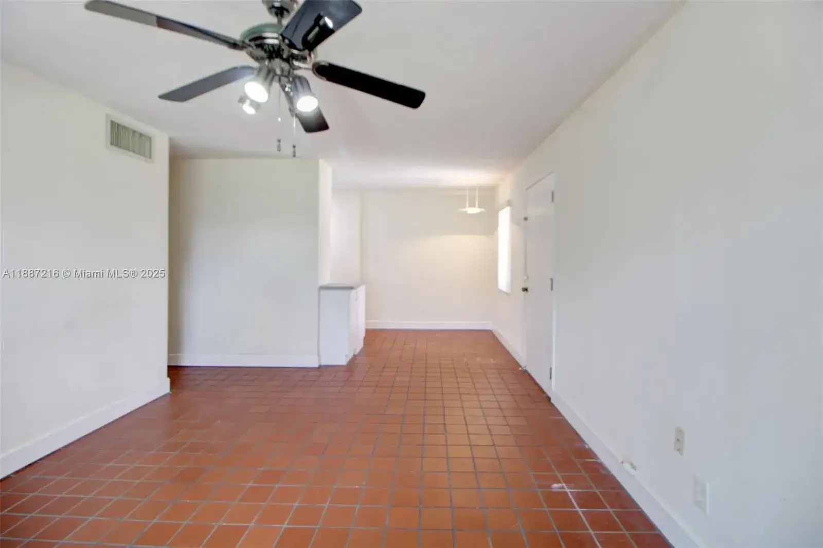 8701 SW 141st St # B4, Palmetto Bay FL 33176 photo 3