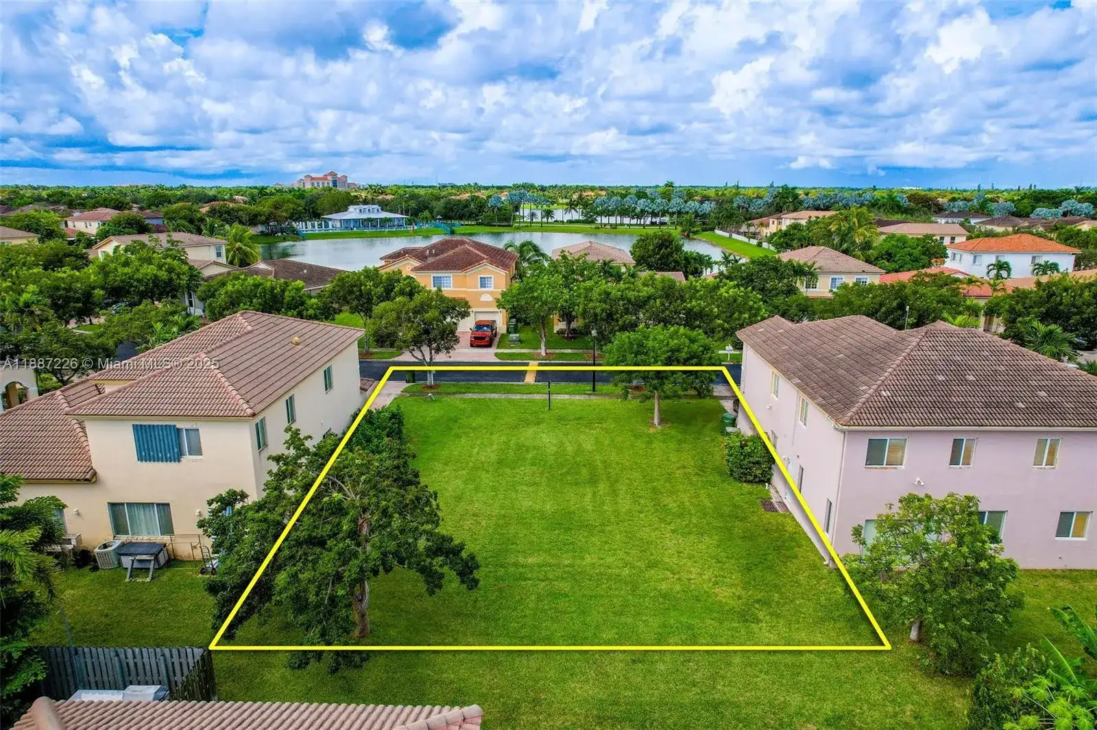 1461 NE 40th Ave, Homestead FL 33033 photo 3