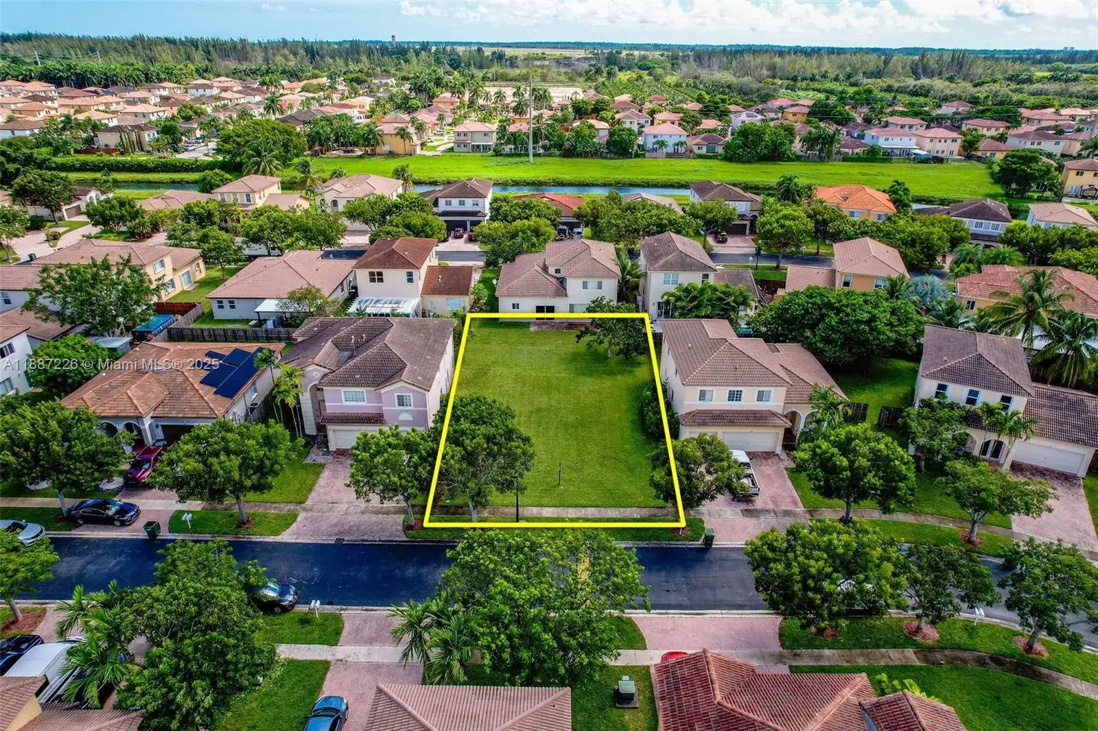 1461 NE 40th Ave, Homestead FL 33033 photo 5