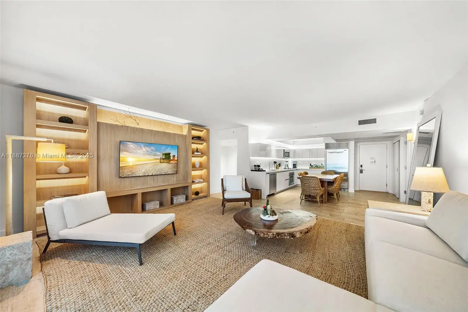 102 24th St # 1215, Miami Beach FL 33139 photo 3
