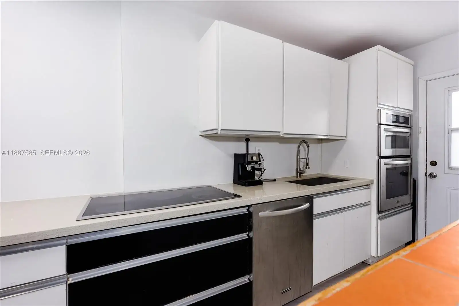 525 Meridian Ave # 203, Miami Beach FL 33139 photo 5