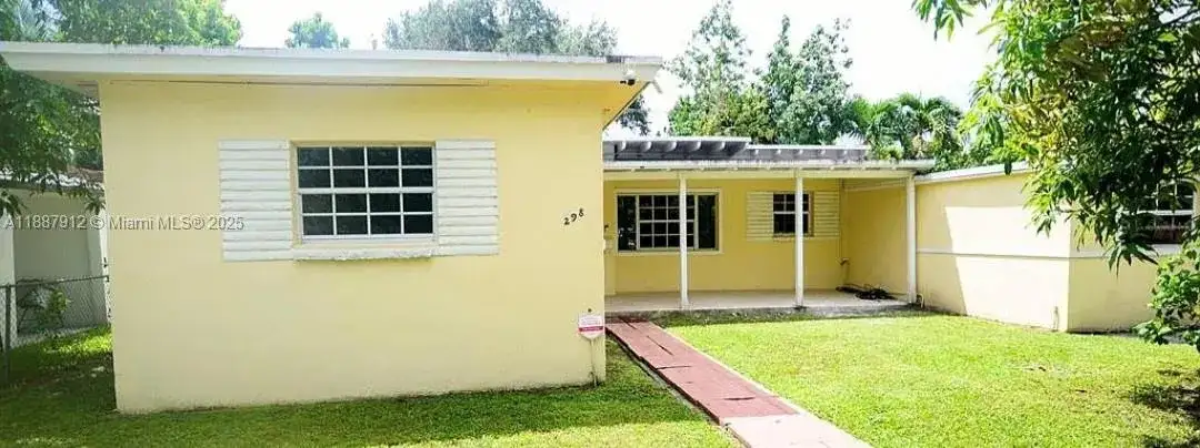 298 NW 104th St, Miami FL 33150 photo 3