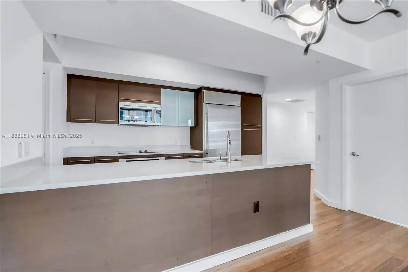 55 SE 6th St # 3503, Miami FL 33131 photo 4