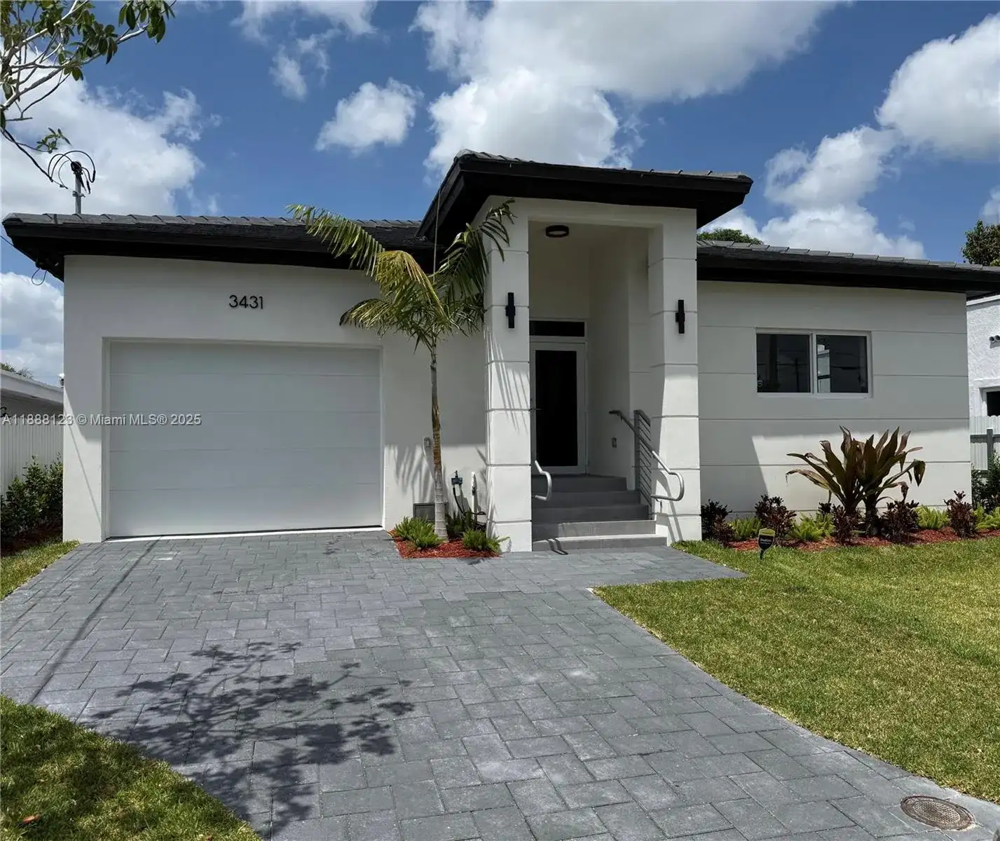 3431 NW 14th Ter, Miami FL 33125 photo 3