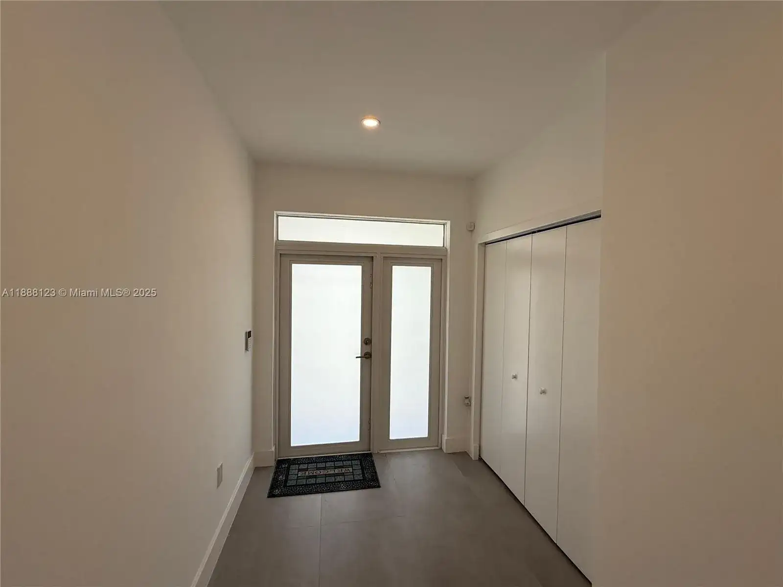 3431 NW 14th Ter, Miami FL 33125 photo 4