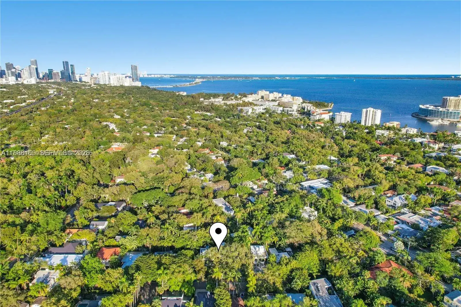 2803 Crystal Ct, Coconut Grove FL 33133 photo 2