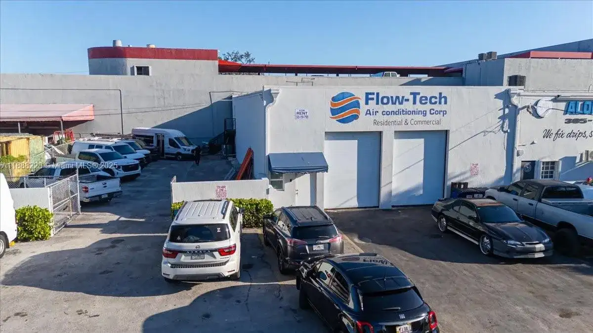 7021 SW 13th Ter, Miami FL 33144 photo 3