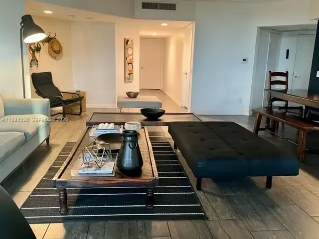 21055 Yacht Club Dr # 606, Aventura FL 33180 photo 2