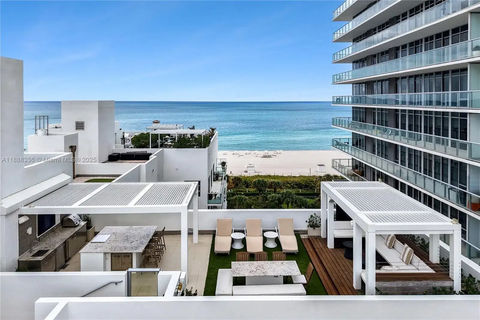 3739 Collins Ave # 605, Miami Beach FL 33140 photo 2