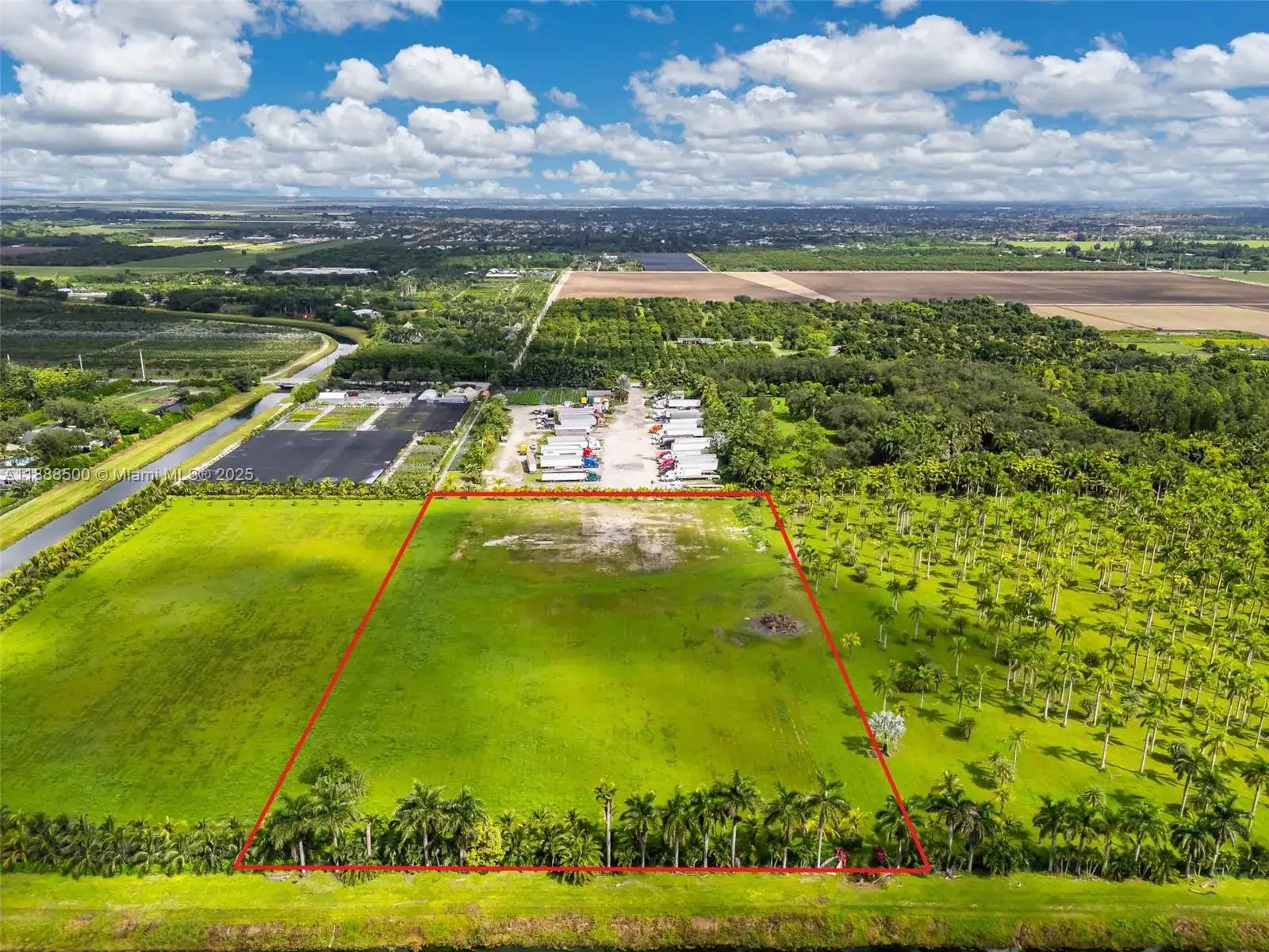 202XX sw 150th ave, Miami FL 33187 photo 3