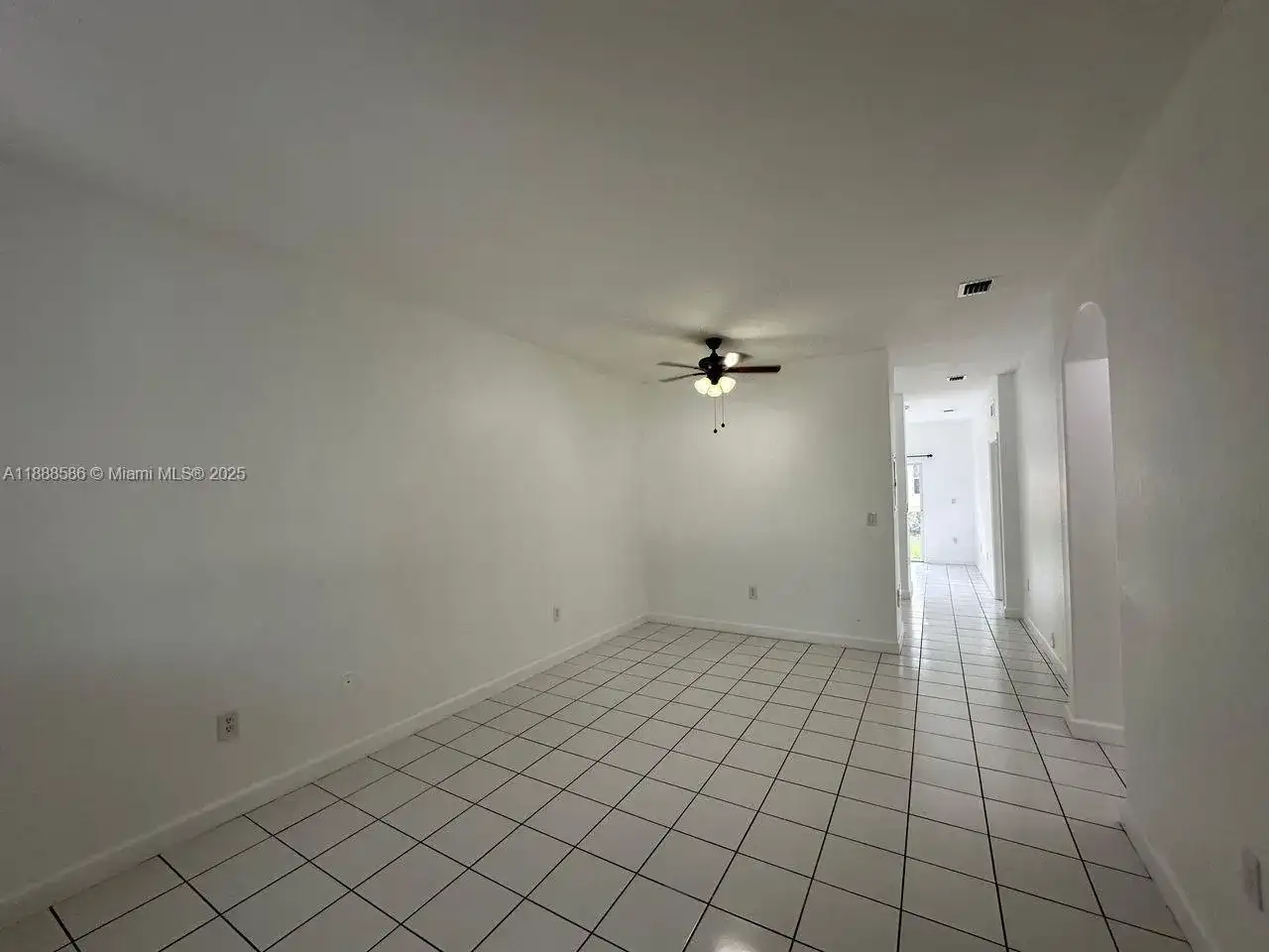 2524 SE 16th Rd # 102, Homestead FL 33035 photo 2