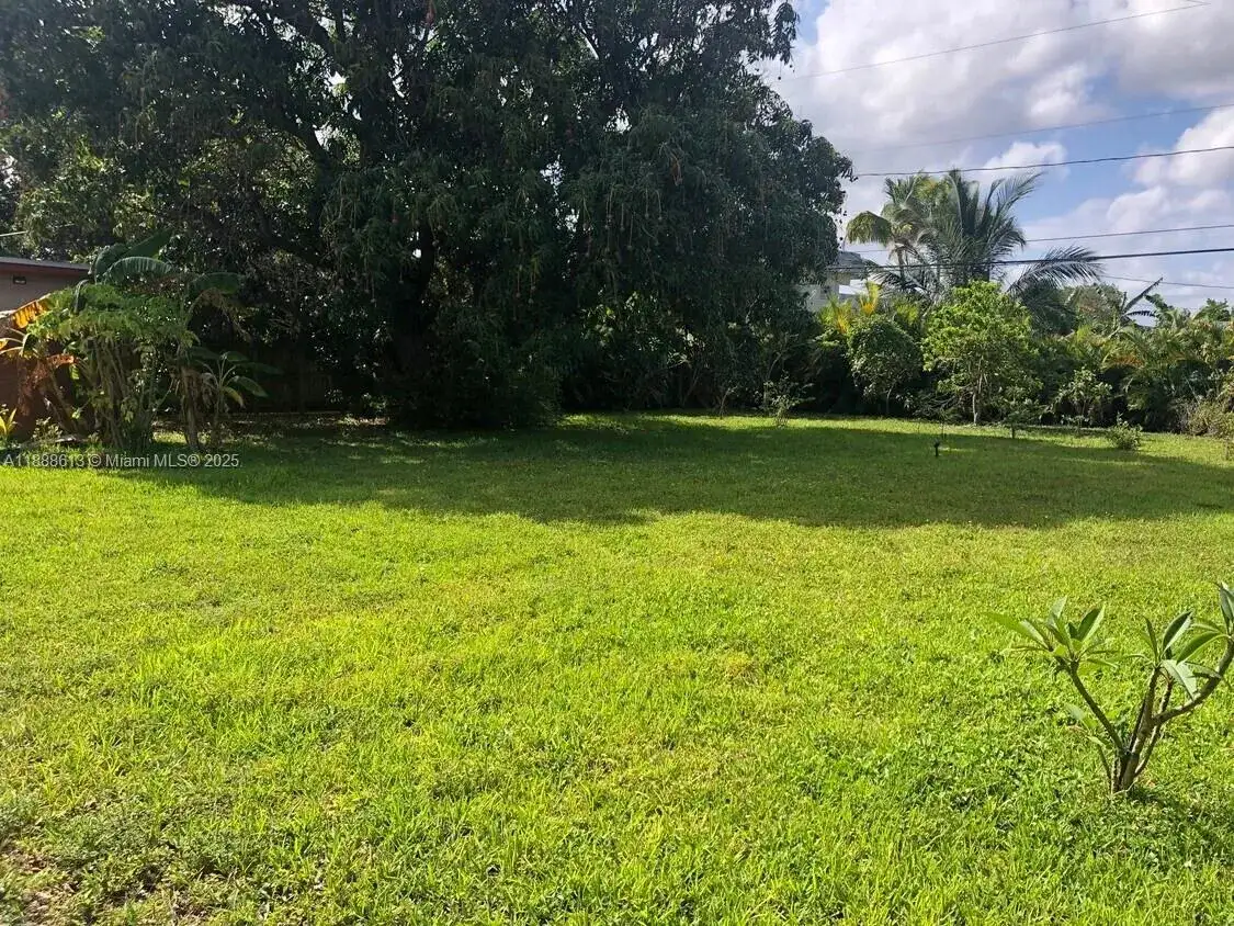 2815 Jackson St, Hollywood FL 33020 photo 4