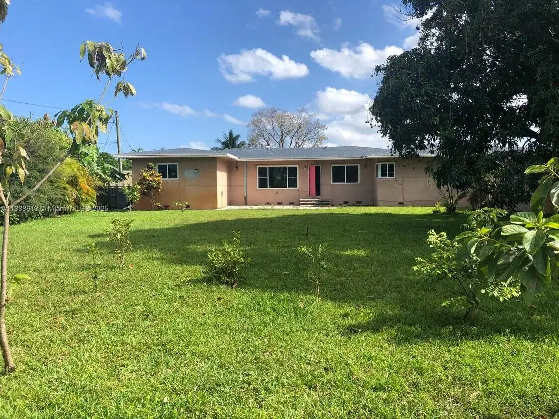 2815 Jackson St, Hollywood FL 33020 photo 5