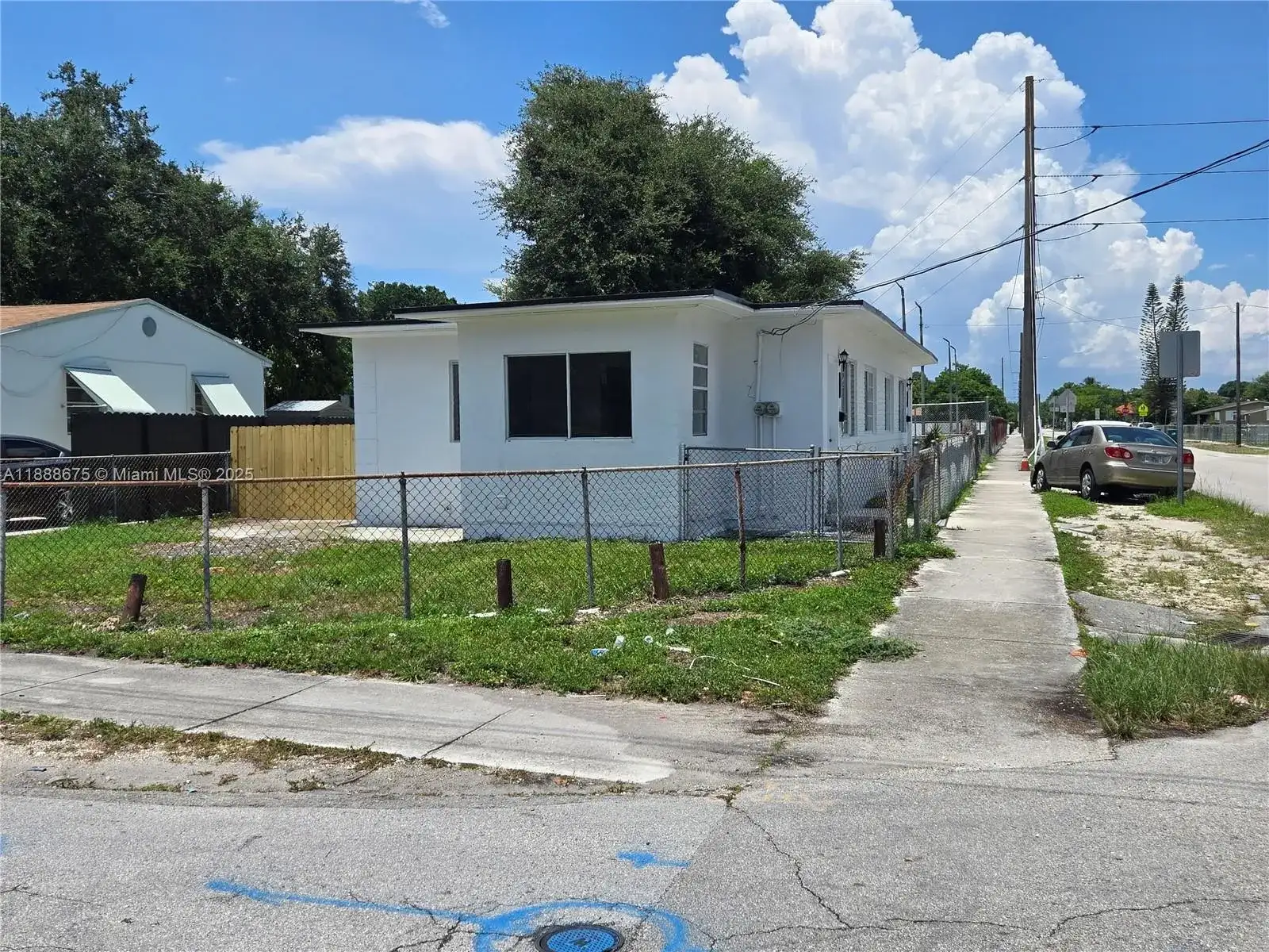 8200 NW 23rd Ave, Miami FL 33147 photo 2