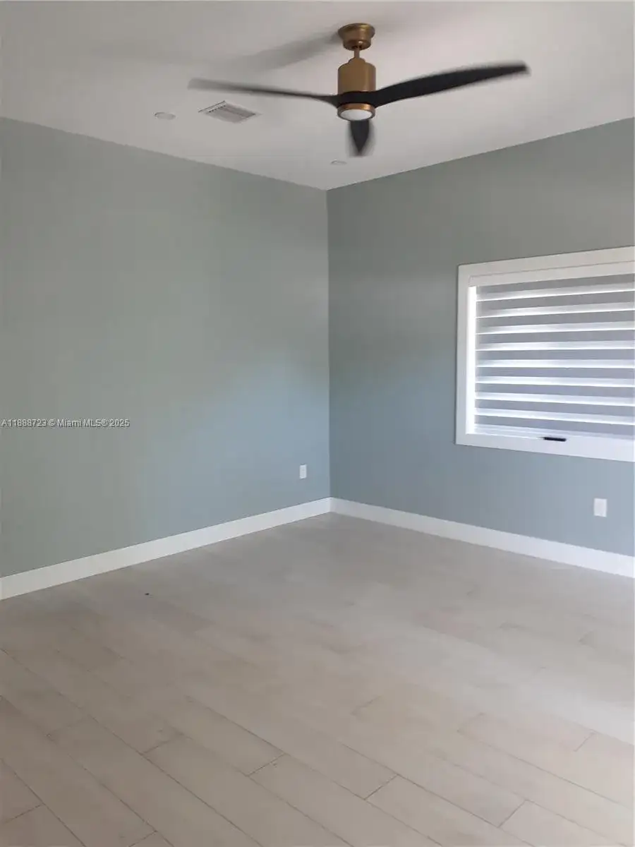 23 Jenny Ln, Key Largo FL 33037 photo 3