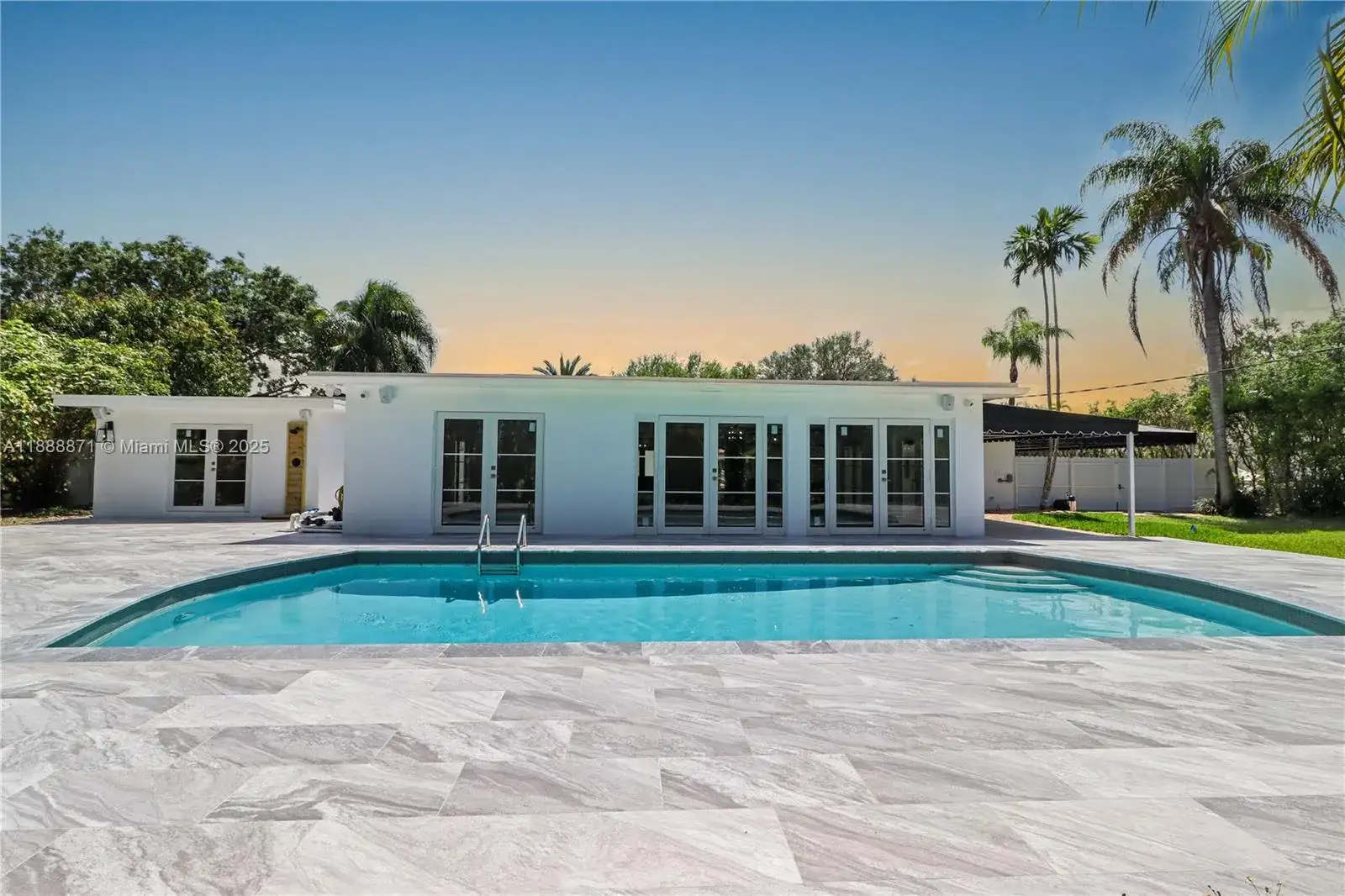 8523 SW 103rd St, Miami FL 33156 photo 2