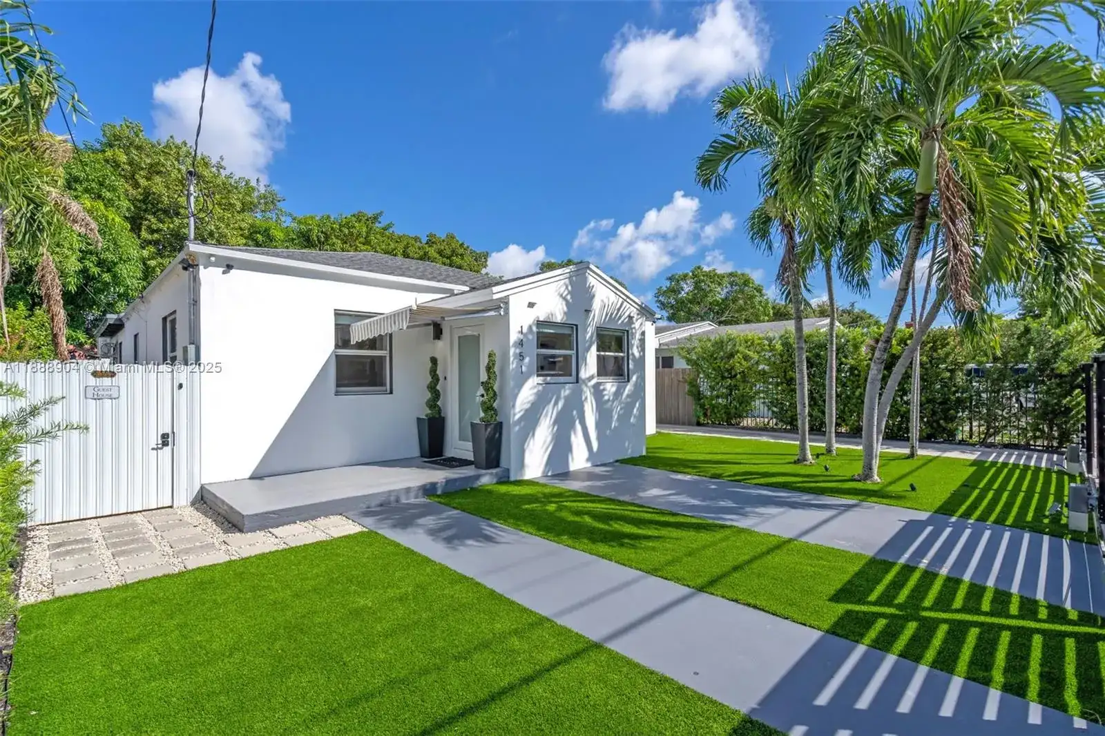 1451 NW 31st St, Miami FL 33142 photo 3