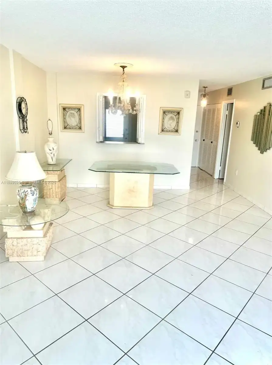 3600 NE 170 St., North Miami Beach FL 33160 photo 3