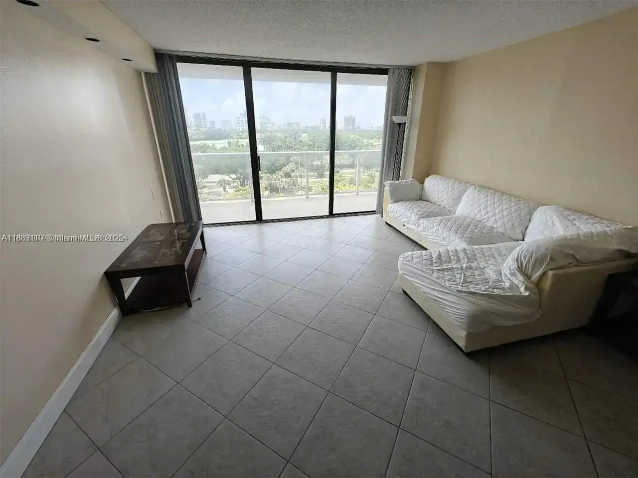 3701 N Country Club Dr # 705, Aventura FL 33180 photo 3