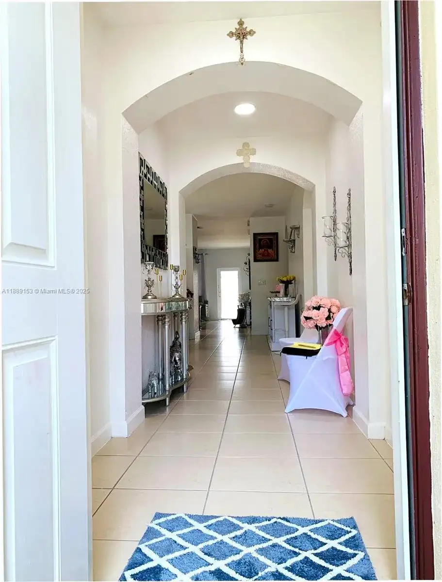 24042 SW 114th Pl, Homestead FL 33032 photo 2