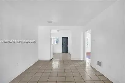 10430 NW 5th Ave, Miami FL 33150 photo 5