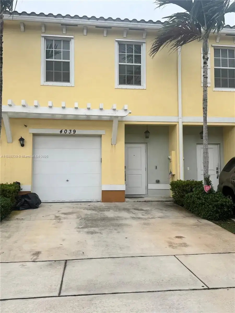4039 NW 11th St, Lauderhill FL 33313 photo 5
